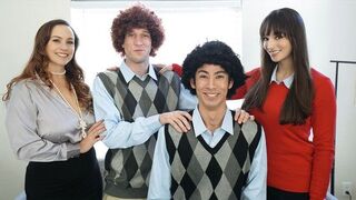 MomSwap – Lexi Luna And Bella Rossi – Stepmothers