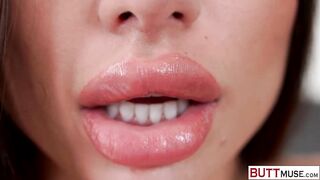 LittleCaprice-Dreams – Martina Smeraldi – Buttmuse